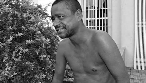 Gladson Cameli lamenta morte de Nego Bau